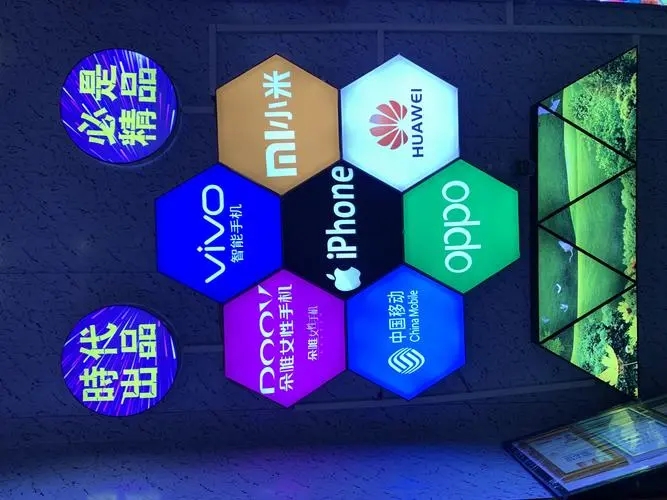 成都广告深夜AV免费观看水晶广告灯箱的特点